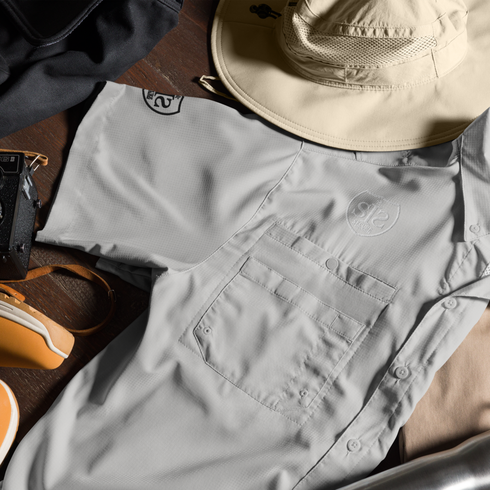 Short sleeve button shirt